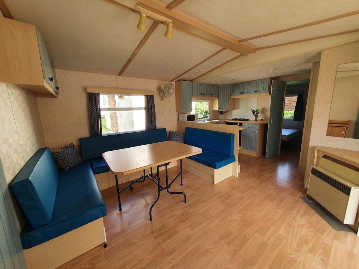 Familial Paisible Avec Piscine, Mobil , Chalet, & Emplacement Nue Campingplatz 3*