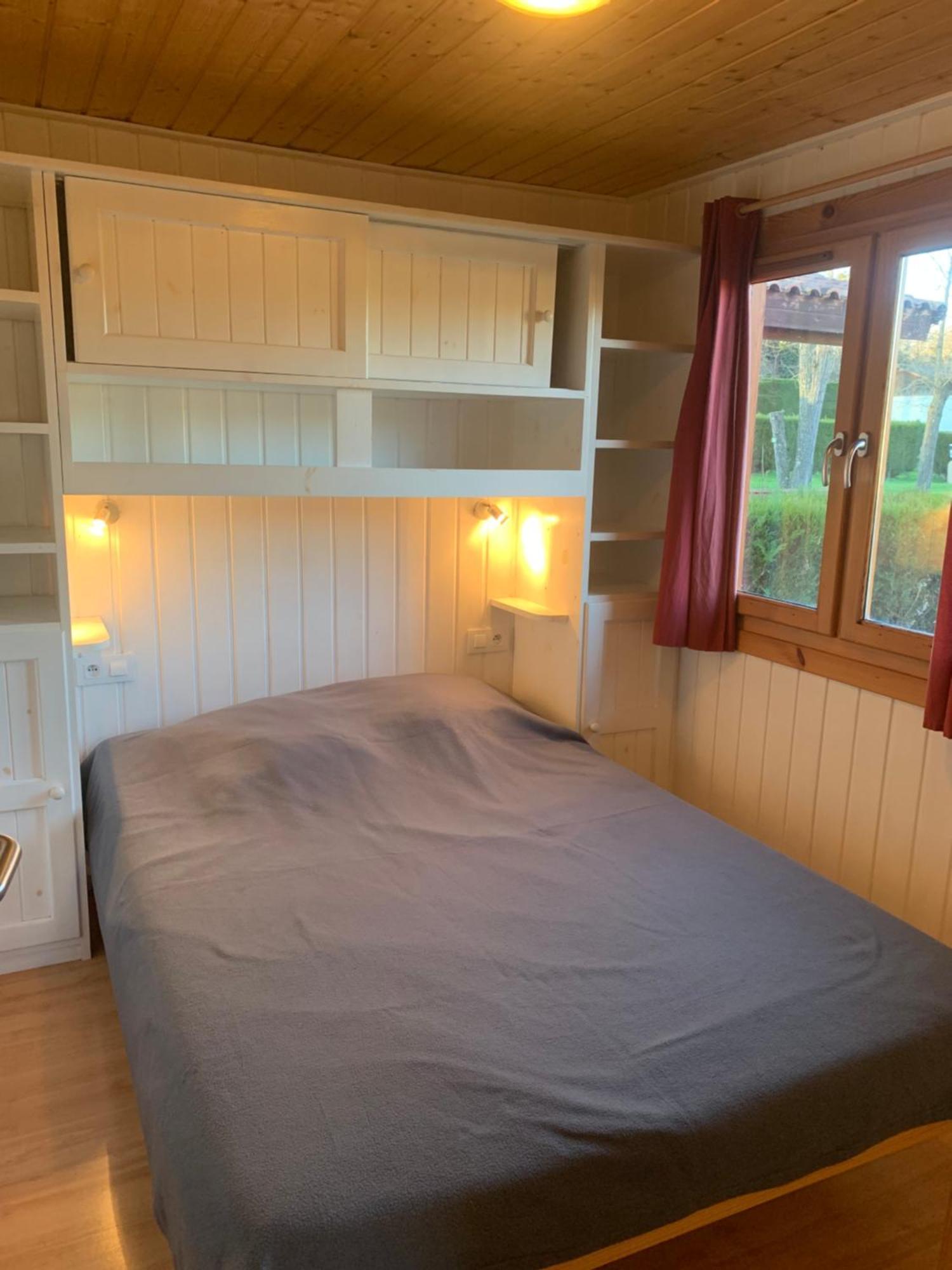 Familial Paisible Avec Piscine, Mobil , Chalet, & Emplacement Nue Campingplatz Casties-Labrande