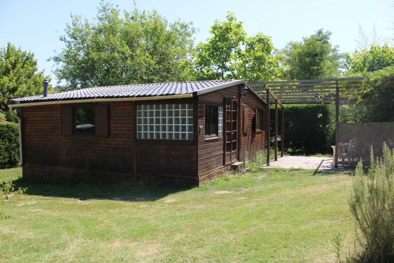 Familial Paisible Avec Piscine, Mobil , Chalet, & Emplacement Nue Casties-Labrande