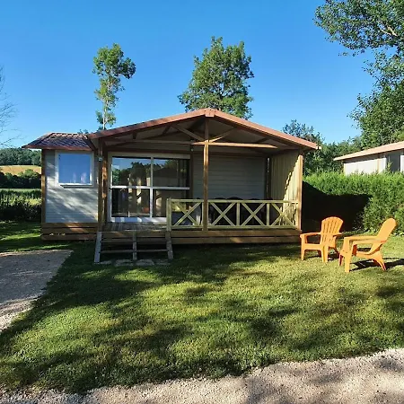 Camping Familial Paisible Avec Piscine, Mobil Home , Chalet, Studio & Emplacement Nue Casties-Labrande Buitenkant foto