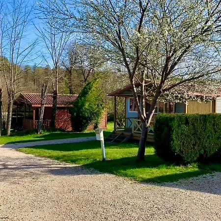 Camping Familial Paisible Avec Piscine, Mobil Home , Chalet, Studio & Emplacement Nue Casties-Labrande Buitenkant foto