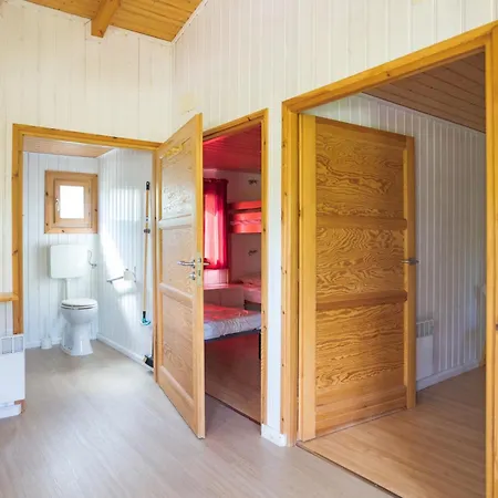 Camping Familial Paisible Avec Piscine, Mobil Home , Chalet, Studio & Emplacement Nue Casties-Labrande Buitenkant foto