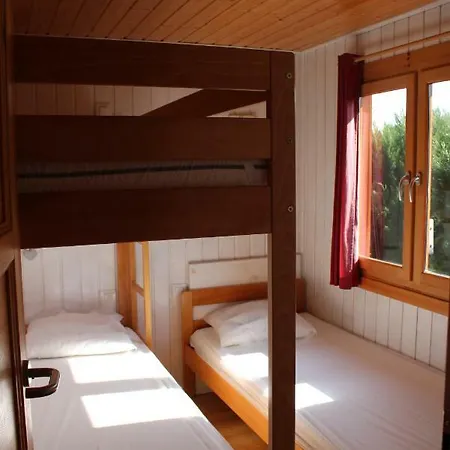 Camping Familial Paisible Avec Piscine, Mobil Home , Chalet, Studio & Emplacement Nue Casties-Labrande Buitenkant foto