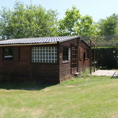 Camping Familial Paisible Avec Piscine, Mobil Home , Chalet, Studio & Emplacement Nue Casties-Labrande Buitenkant foto