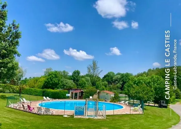 Camping Familial Paisible Avec Piscine, Mobil Home , Chalet, Studio & Emplacement Nue